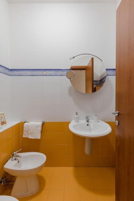 Cinecitta Incantevole E Moderno 2+2+1 Ac Wifi Appartement Rome